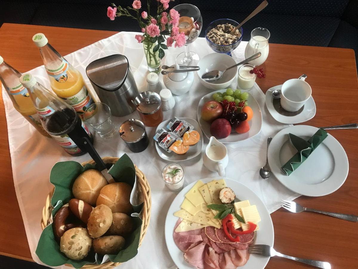 Hotel Am Kunnerstein أوغسطبورغ المظهر الخارجي الصورة